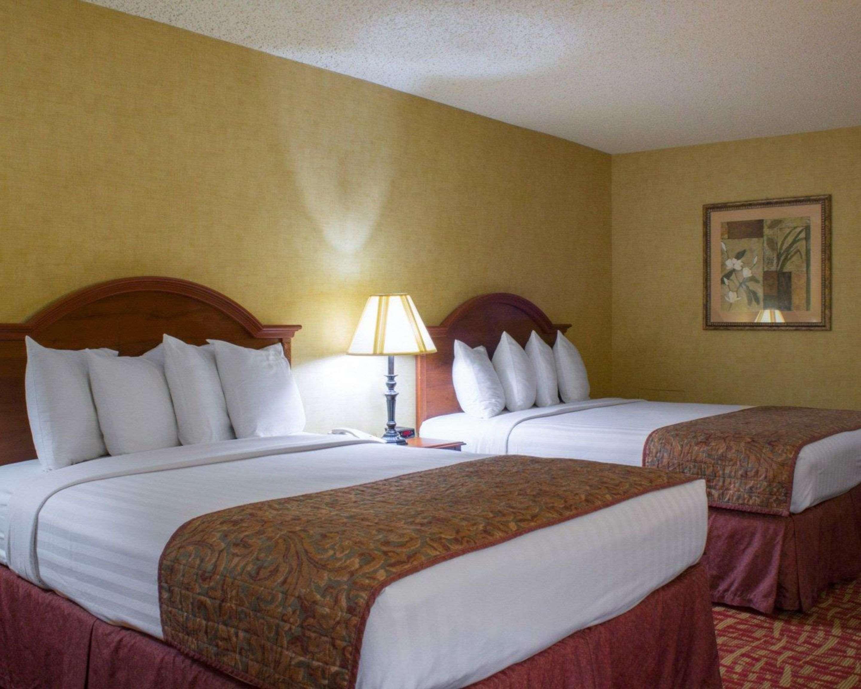 Rodeway Inn Columbia Mall Loop Grand Forks Exteriör bild
