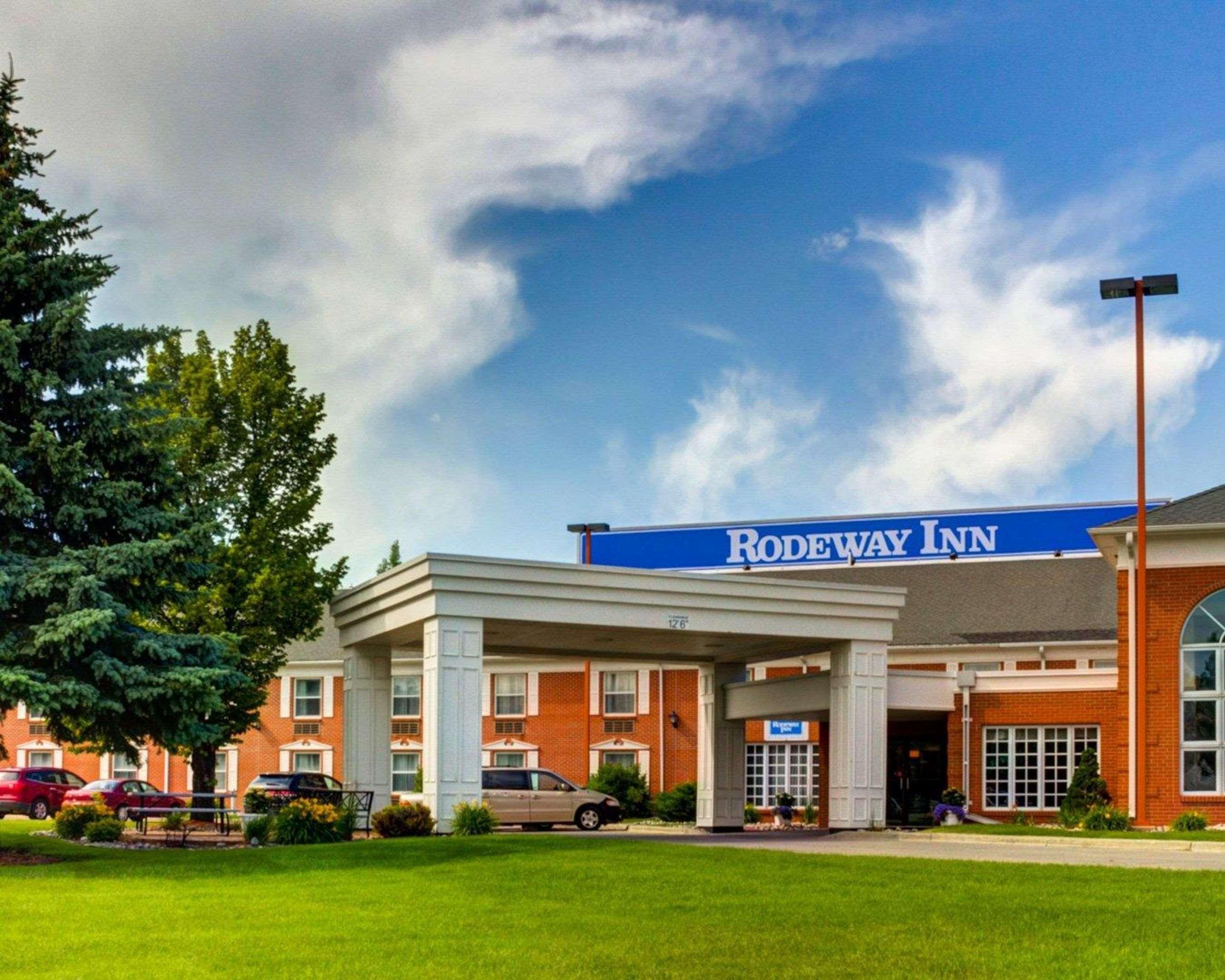 Rodeway Inn Columbia Mall Loop Grand Forks Exteriör bild